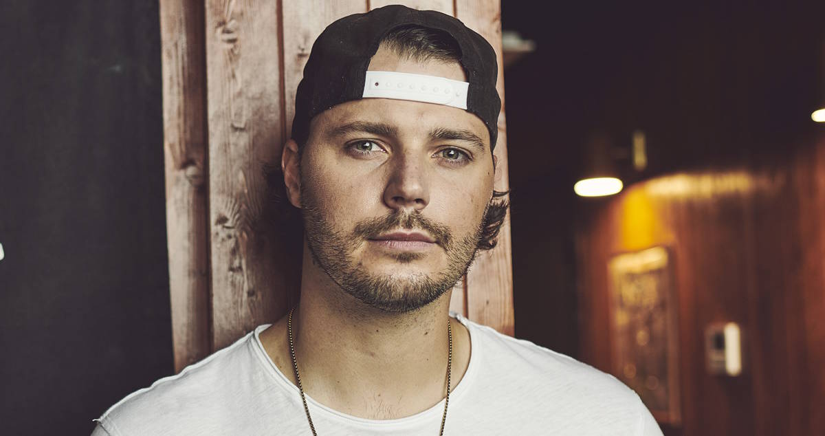 Rising Country Star Josh Ross Releases Powerful New Single 'Movin' On'