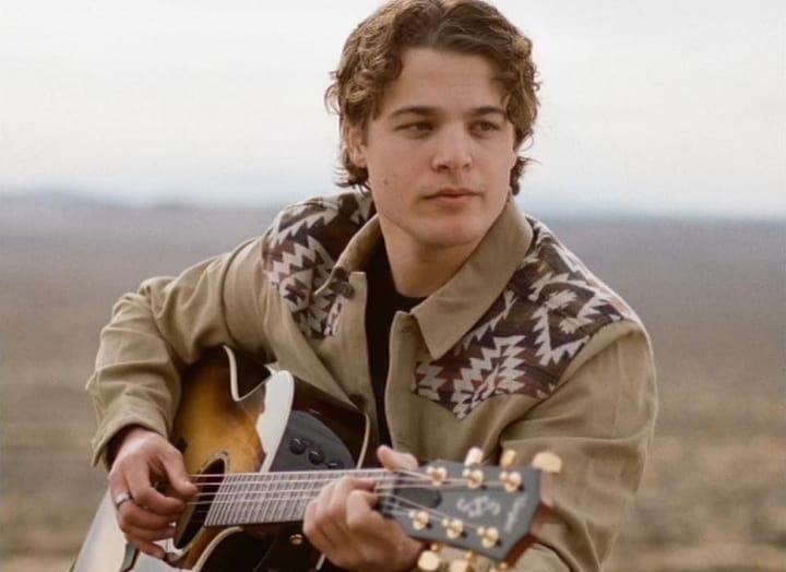 Max McNown Releases "Hey There Delilah" As Part Of "Covers" Single