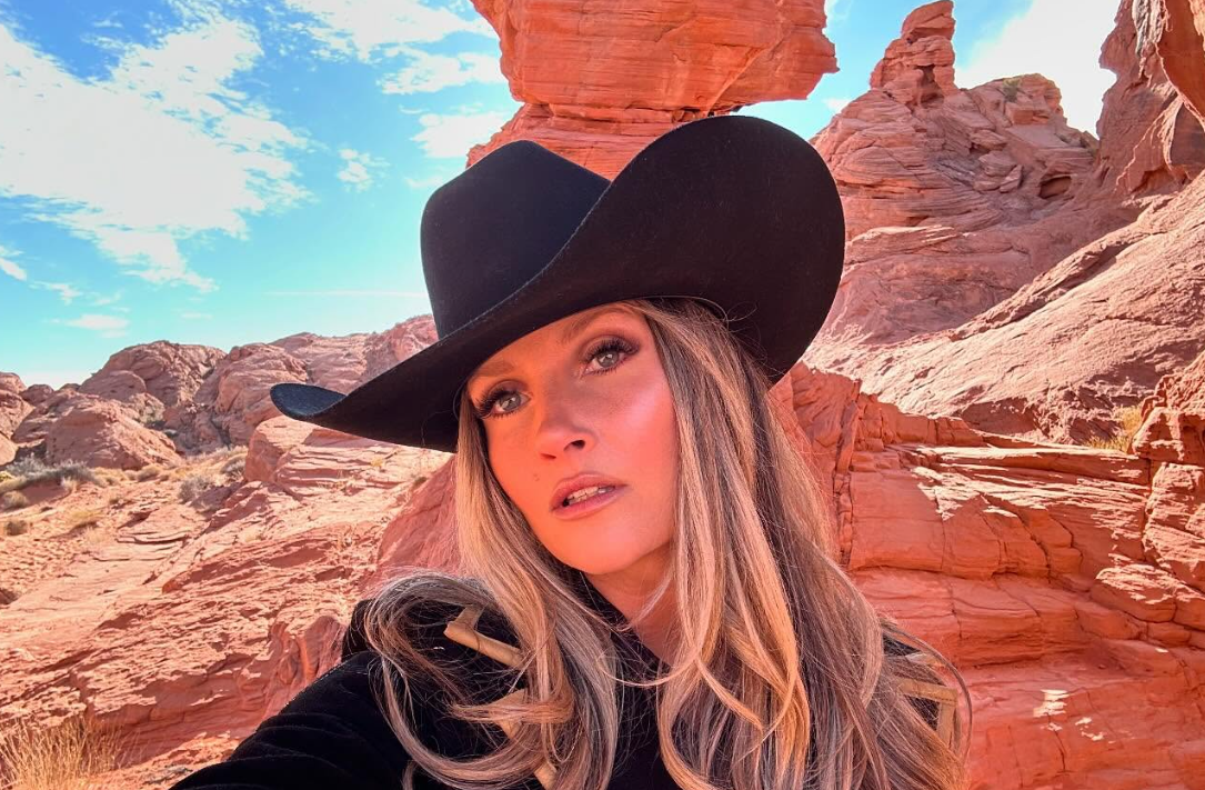 Kalsey Kulyk Releases "You Fight Dirty," Embracing Outlaw Country in Her Latest Single