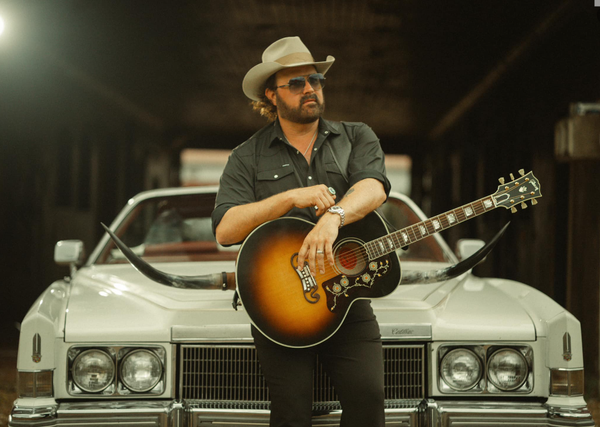 Randy Houser Unveils "Cancel" Featuring Cody Johnson on "Note To Self (Deluxe)" Album